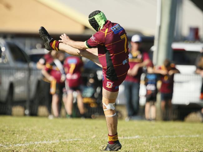 Matthew Maiolo kicks for Thirlmere. Picture Warren Gannon Photography
