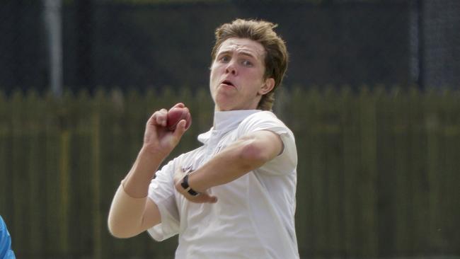 Melbourne bowler Darcy Munro. Picture: Valeriu Campan