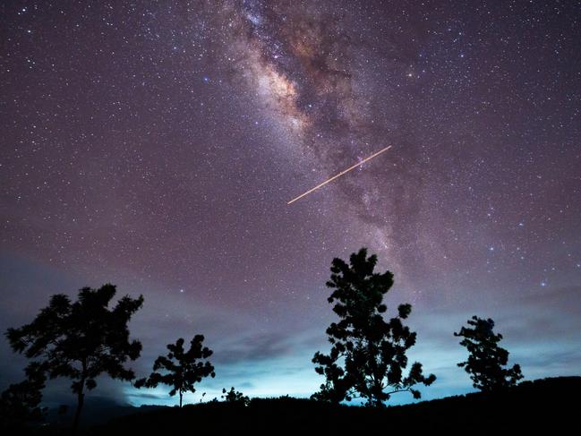The epic light show will appear in the early hours of the morning. Photo by Thilina Kaluthotage/NurPhoto via Getty Images