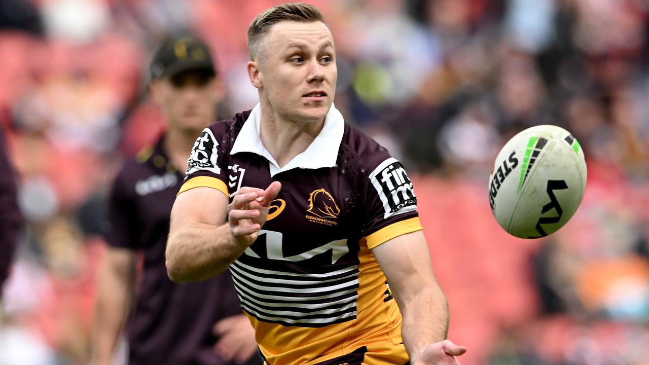 BRISBANE, AUSTRALIA - JULY 10: Billy Walters of the Broncos passes the ball during the warm up before the round 17 NRL match between the Brisbane Broncos and the St George Illawarra Dragons at Suncorp Stadium, on July 10, 2022, in Brisbane, Australia. (Photo by Bradley Kanaris/Getty Images)