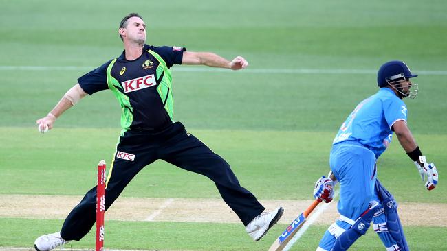 New Adelaide coach Shaun Tait during his international career. Photo Sarah Reed.