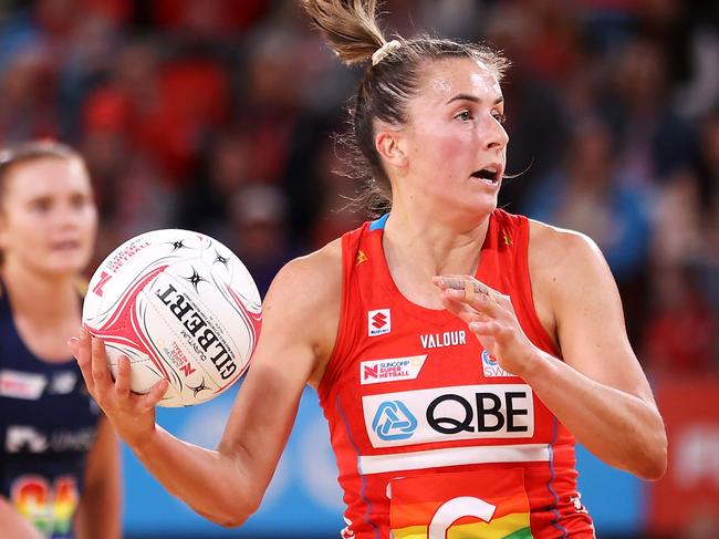 The ever-busy Maddy Proud led the way for the Swifts. Picture: Mark Kolbe/Getty Images