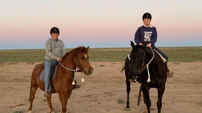 Ballarat Grammar boarding student Iona Cullenward (right) from Hay, NSW, has remained in Victoria, separated from her family during lockdown, for fear she won’t be able to return to school if face-to-face learning resumes next term. Picture: Supplied.