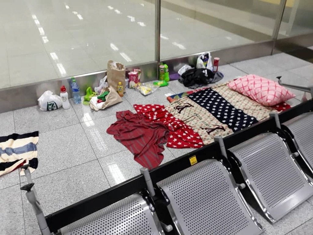 His belongings in the airport. Picture: ViralPress