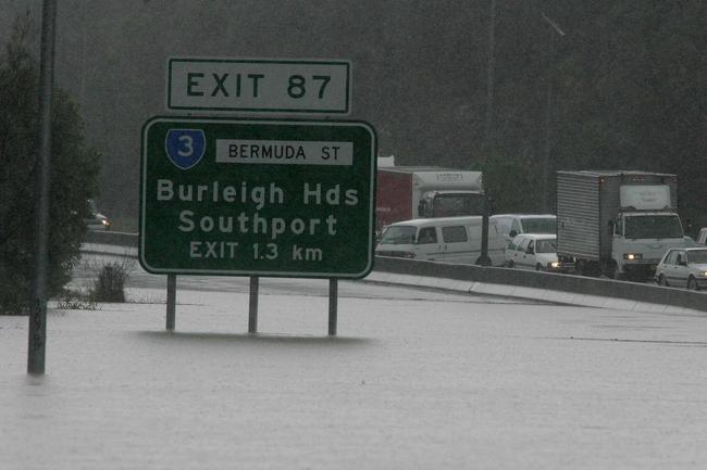 Flooding on the Gold Coast, pic of Back H’Way at Tallebudgera