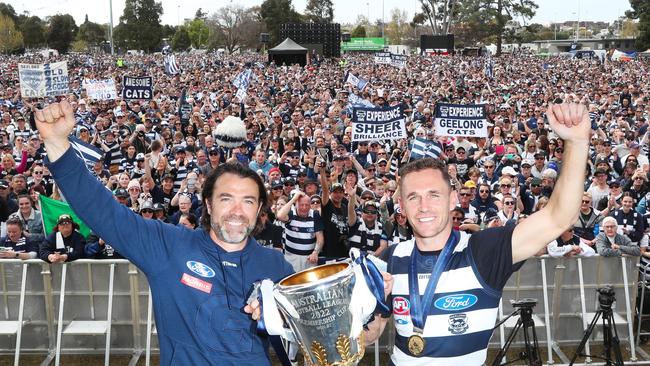 Chris Scott and Joel Selwood show off the cup to fans. Picture: NCA NewsWire / David Crosling