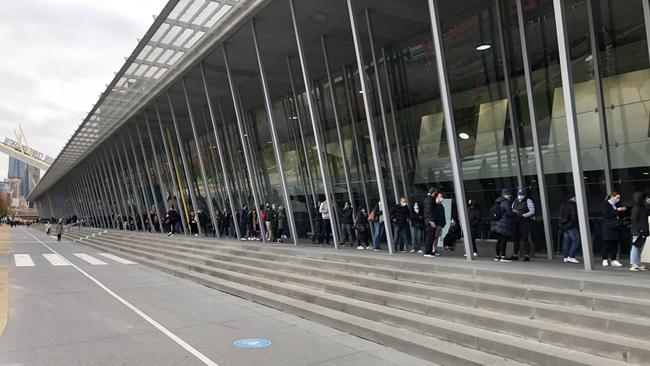 A seven-hour wait faced Melburnians trying to get the Pfizer vaccine at the Melbourne Convention and Exhibition Centre.