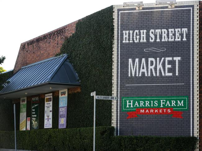 SYDNEY, AUSTRALIA -AUGUST 01 2020:Customers at the Willoughby  Harris Farm store seen wearing masks. Harris farm management sent out an email to all customers to wear face masks when shopping at the stores, in Sydney Australia on AUGUST 01 2020. Photo: NCA/ NewsWire Gaye Gerard