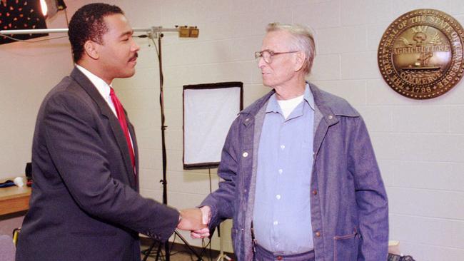 Dexter King with assassin James Earl Ray in 1997.