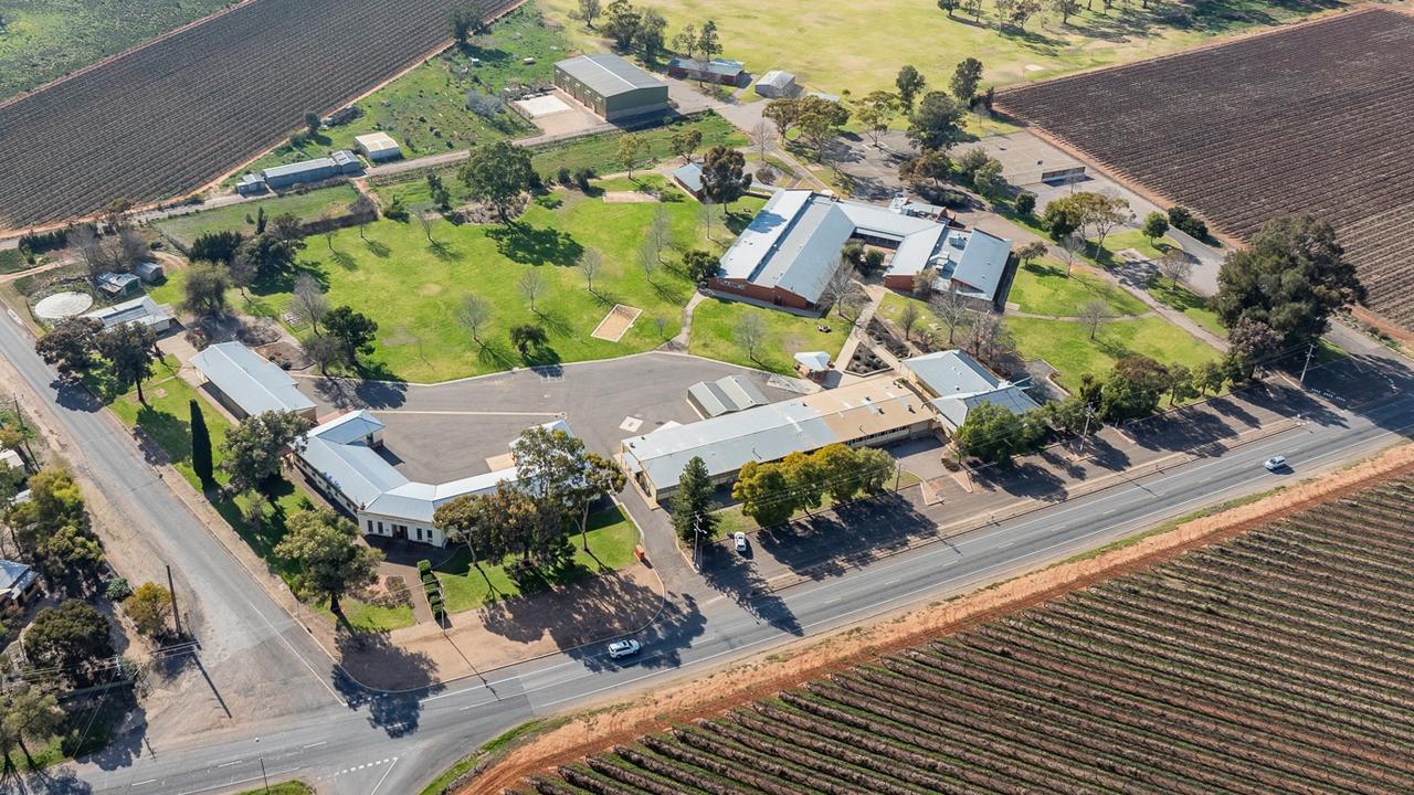 The former high school campus on the corner of Old Sturt Highway and Distillery Rd in Glossop. Picture: Supplied by RWC Adelaide