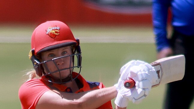 Jemma Barsby of the Scorpions during the WNCL match between match between South Australia and Western Australia at Karen Rolton Oval. Photo by Kelly Barnes/Getty Images.