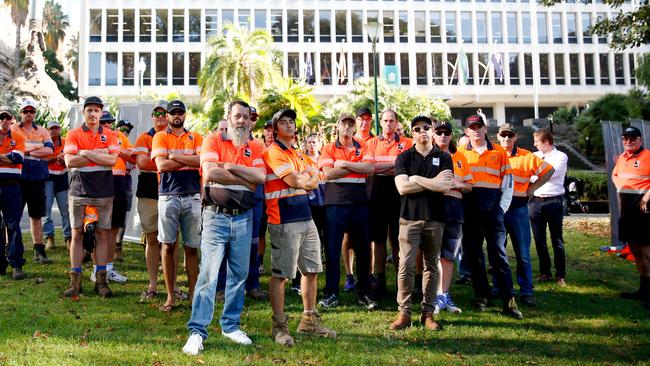 Heyfield Timber Mill workers protest earlier this week. Picture: Chloe Smith.