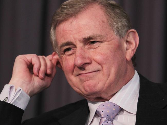 Federal Regional Australia, Regional Development and Local Government and the Arts Minister Simon Crean addressing the National Press Club in Canberra after Opposition Leader Abbott changed his mind on the paring agreement and gave him a 90 minute leave pass.