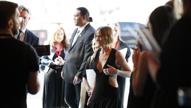 Lara Worthington arriving on the red carpet. Picture: Jonathan Ng