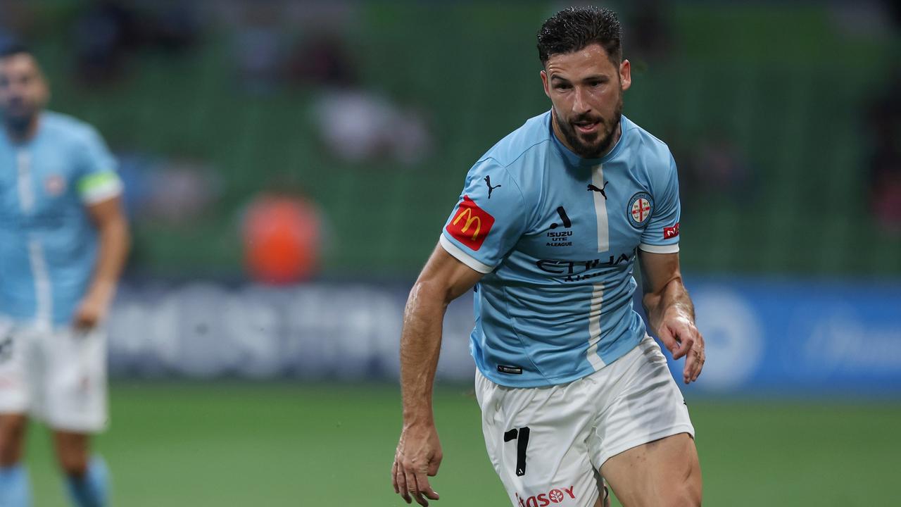 Robbie Slater and Marco Monteverde argue Mathew Leckie should be in the next Socceroos squad. Photo: Daniel Pockett/Getty Images.