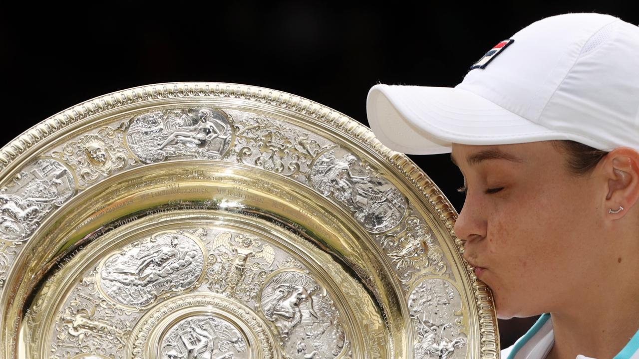 Ash Barty celebrates victory at Wimbledon (Photo by Clive Brunskill/Getty Images)