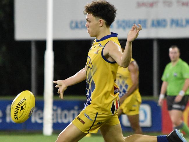 Wanderers on-baller Beau O'Connell is the Round 14 NT News Rising Star nominee. Picture: Tymunna Clements, AFLNT Media