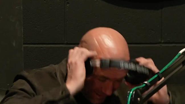 Dana White takes his headset off and walks off. Picture: @HappyPunch