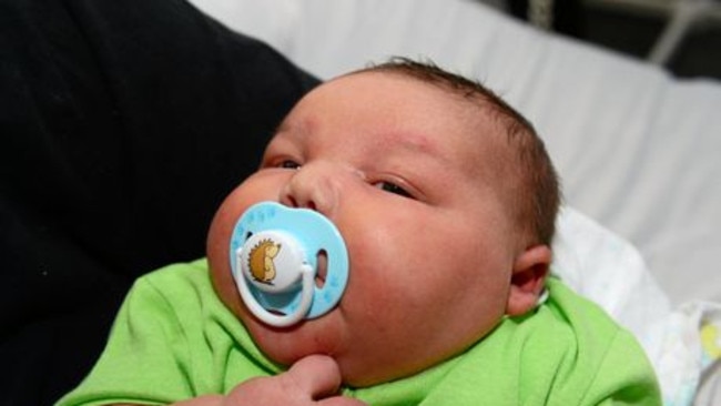 Oliver Stokes was born at 6.76kg in 2013, becoming Queensland’s biggest baby. Picture: Sharyn O'Neill / The Morning Bulletin