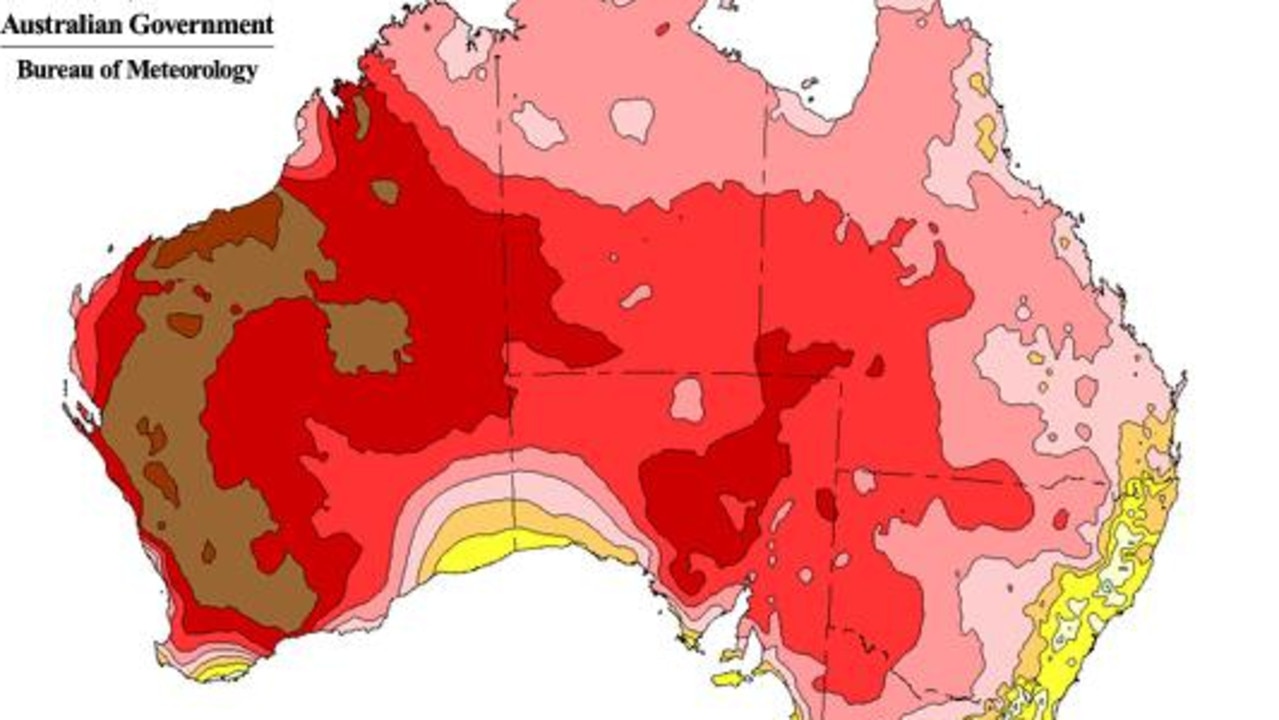 Heatwave and flood dangers cover the whole of Australia
