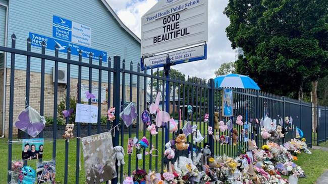 Tributes to Charlise outside Tweed Heads Public School. Picture: Facebook