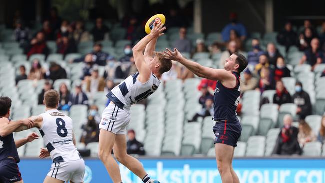 Sam Skinner clunking one of his 11 intercept marks against Norwood. Picture: SANFL Image/David Mariuz