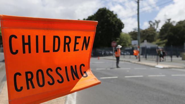 Generic image of schoolchildren crossing at a school crossing. for SunTas