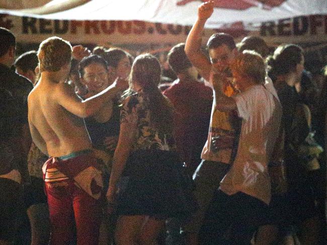 Teenagers dancing. Schoolies Sunday night, Main Beach Park, Byron Bay 2012. Drinking, alcohol, teens, youth, generic. Picture: Brad Hunter