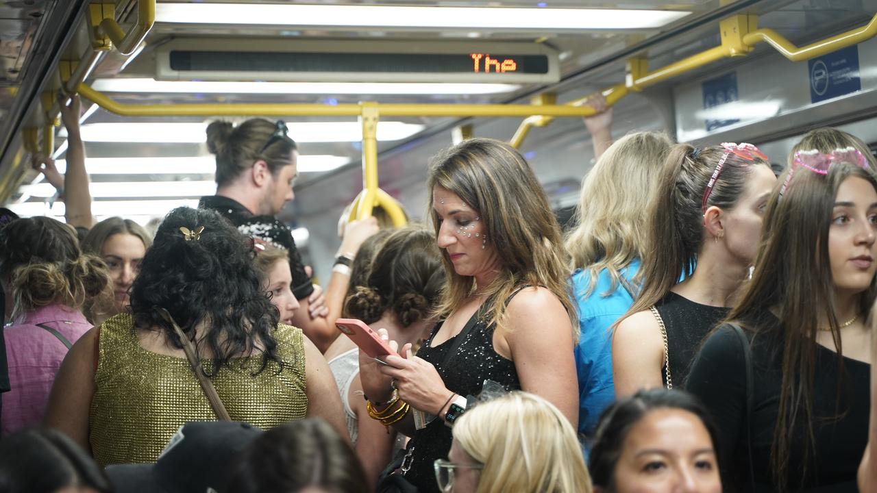 Taylor Swift fans packed out trains to the MCG for her second concert in Australia. Picture: NCA NewsWire / Valeriu Campan