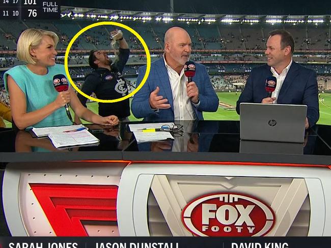 A fan snuck into the camera shot on Fox Footy. Photo: Kayo.