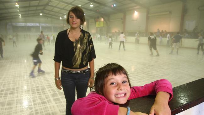 Iceland icerink at Bundall had an influx of people due to the popularity of the Winter Olympics in 2010. Belinda Templeton, 13 years, took her little sister Chantel Templeton, 4 years, after she wouldn't stop begging.