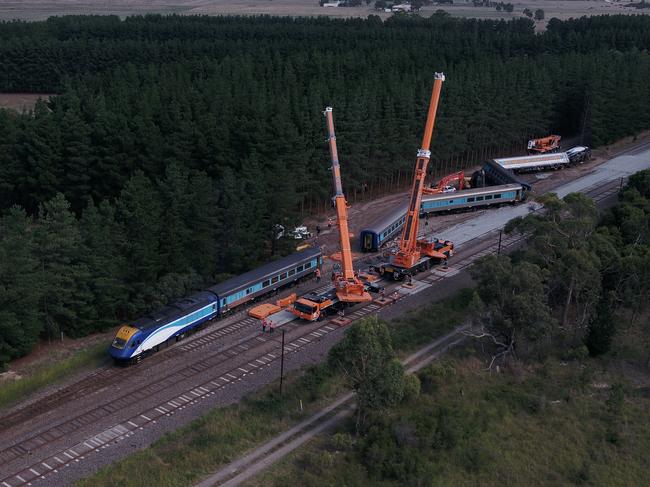 Two crains had to be used to remove the damage train and carriages.