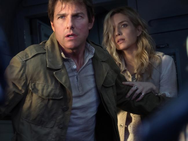 Annabelle Wallis and Tom Cruise in a scene from The Mummy. Universal Pictures.