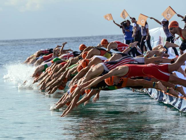 Athletes taking part in the swimming competition during the ITU World Triathlon Championships 2016 in Mexico on September 18, 2016. Picture: AFP/Elizabeth Ruiz