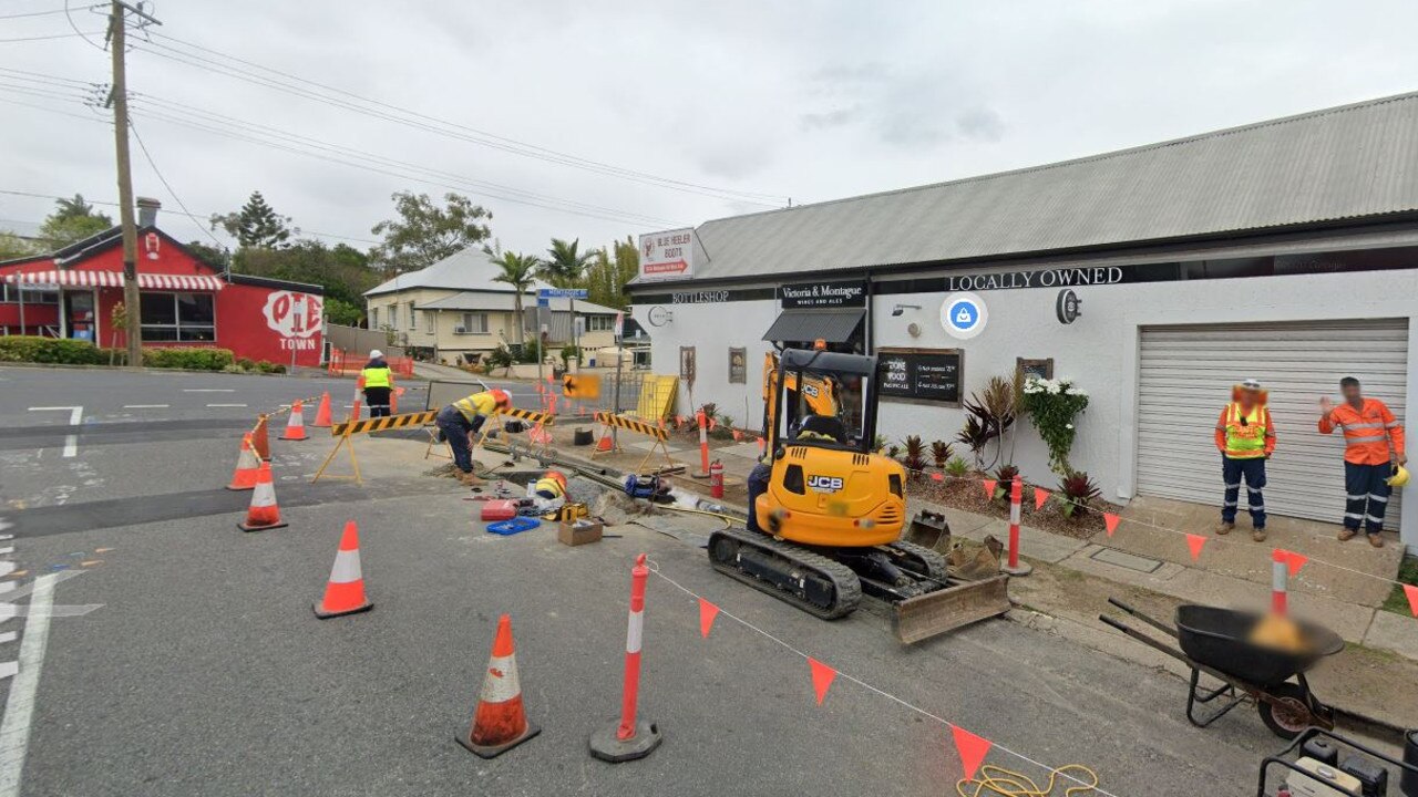 Workers carry out an upgrade at the Montague Rd intersection in September 2020 before the works moved over near Pie Town. Photo: Google Images