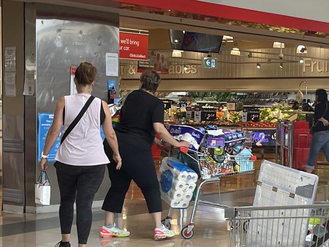 Chadstone Shopping Centre Coles panic buying