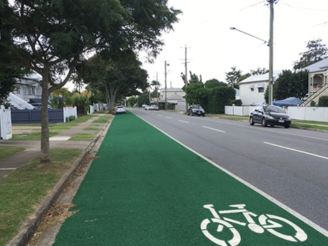 Artist's impression of how the bike path may look along Kent St, Wooloowin