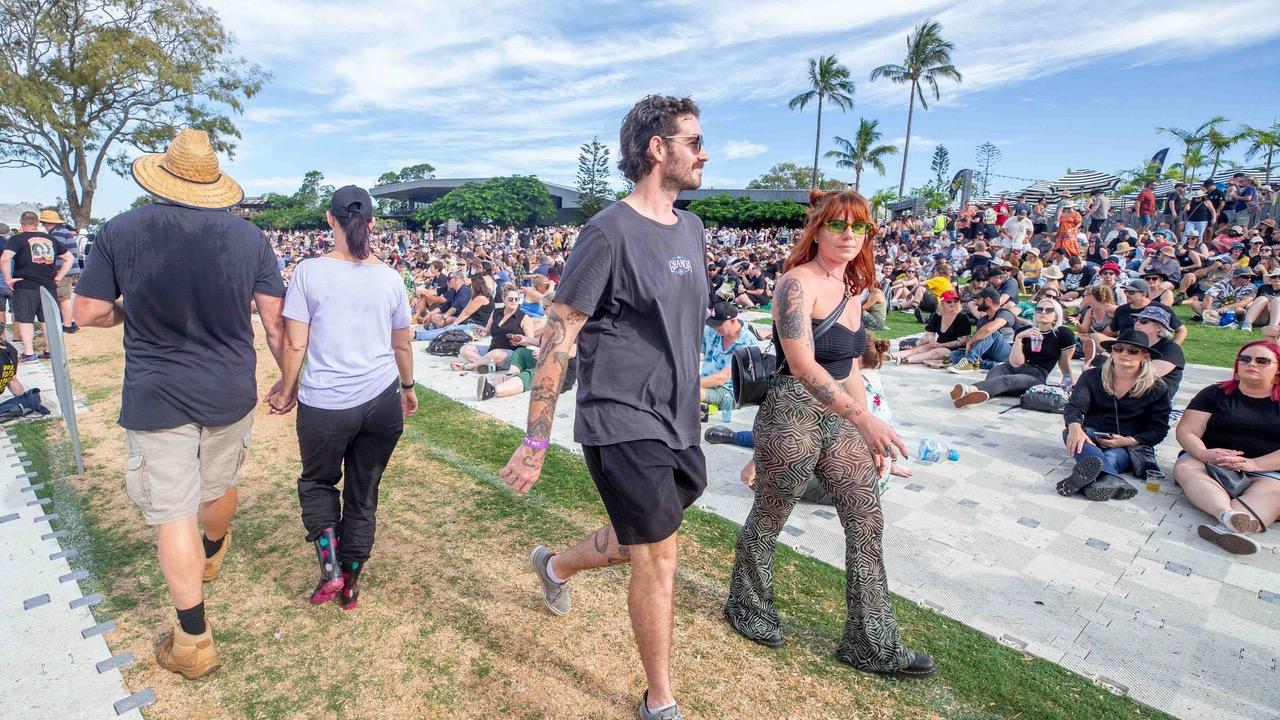 Pictures Lookout Festival, Sandstone Point The Courier Mail