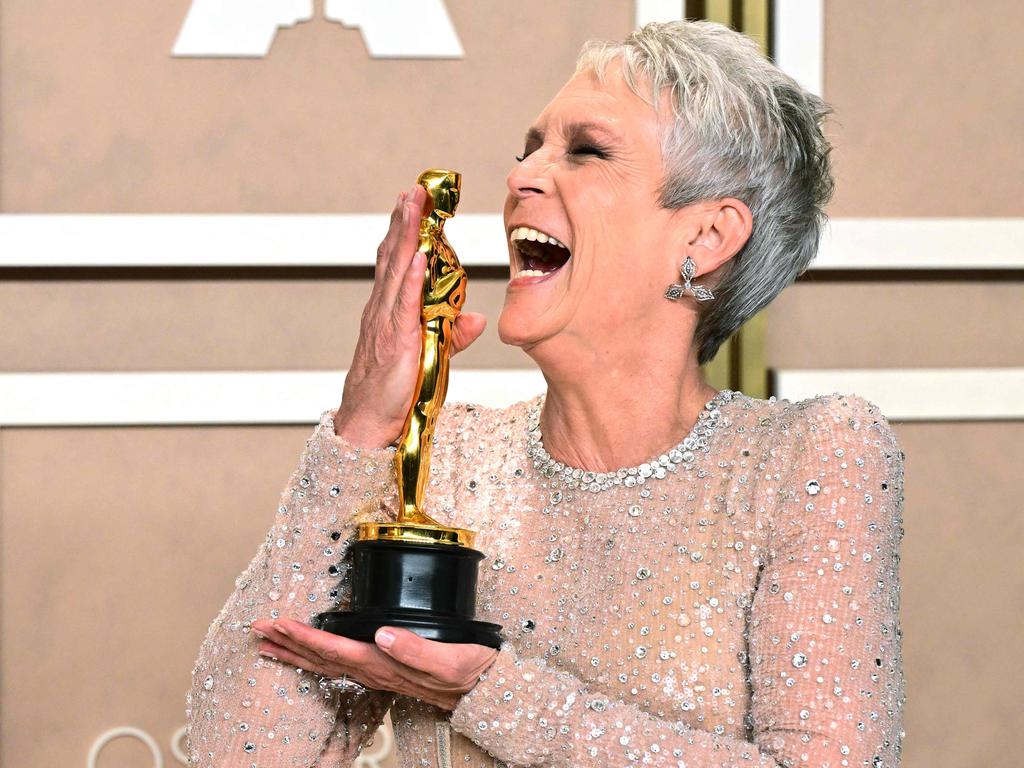 Jamie Lee Curtis poses with the Oscar for Best Actress in a Supporting Role. Picture: AFP