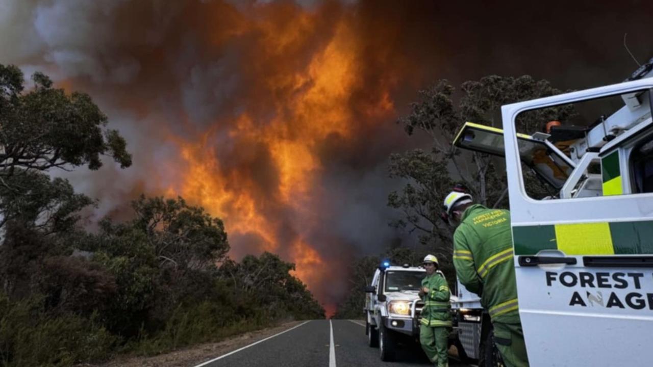 ‘Low-life scumbags’ steal essential firefighting tools from Ballarat