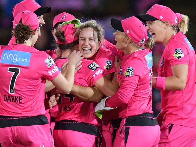 The Sydney Sixers WBBL team is heading for the south-east.