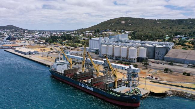 The Edwine Oldendorff set sail on Sunday from Albany, WA, powered by a biofuel blend. Photo: CBH