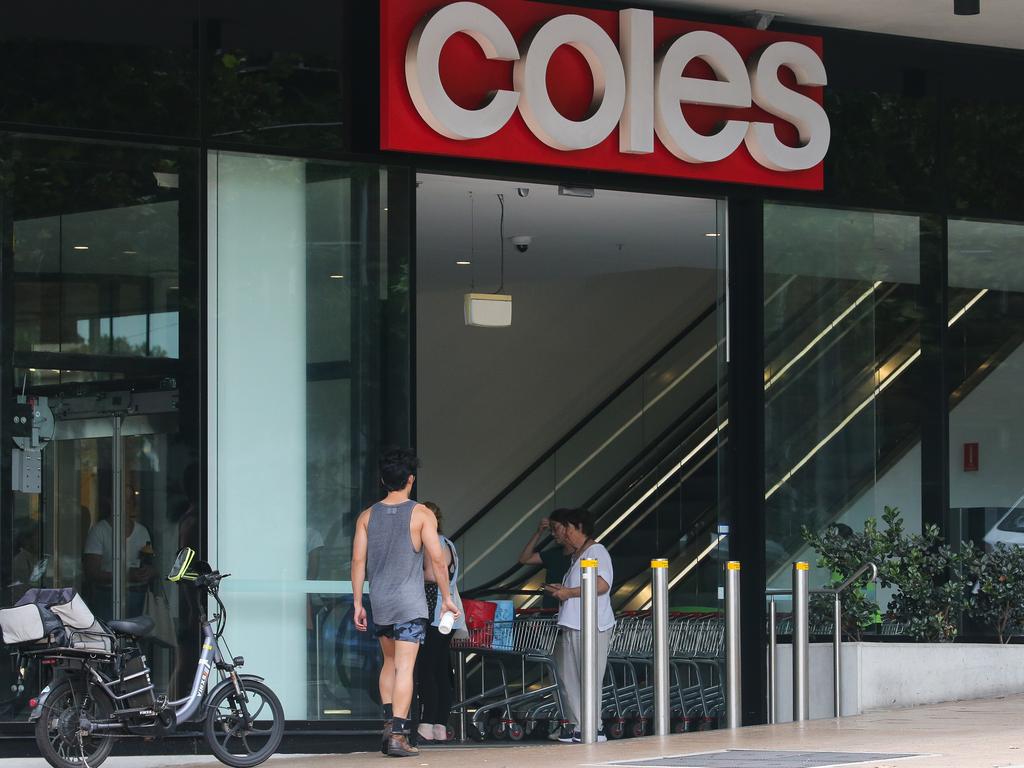 Coles has scrapped milk bottle seals in a move that will remove 10,000kg of plastic from circulation. Picture: NCA NewsWire / Gaye Gerard