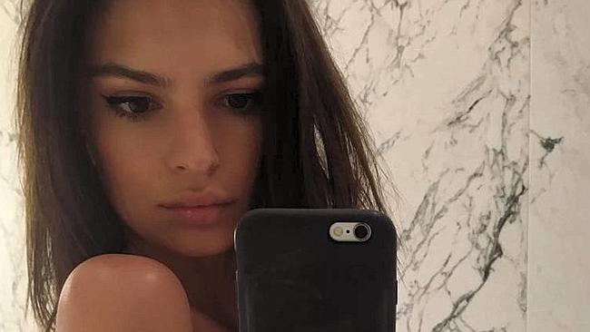 Emily Ratajkowski Nude Selfie On Instagram Has Fans Fearing For Her Health The Courier Mail 