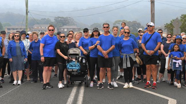 The Grimmer family with supporters at the start of the Balgownie to Fairy Meadow walk.