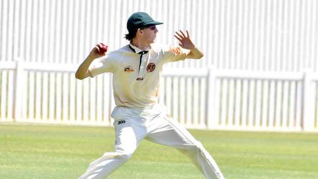 Redland players in the field First grade club cricket between Redlands and Ipswich. Saturday October 23, 2012. Picture, John Gass