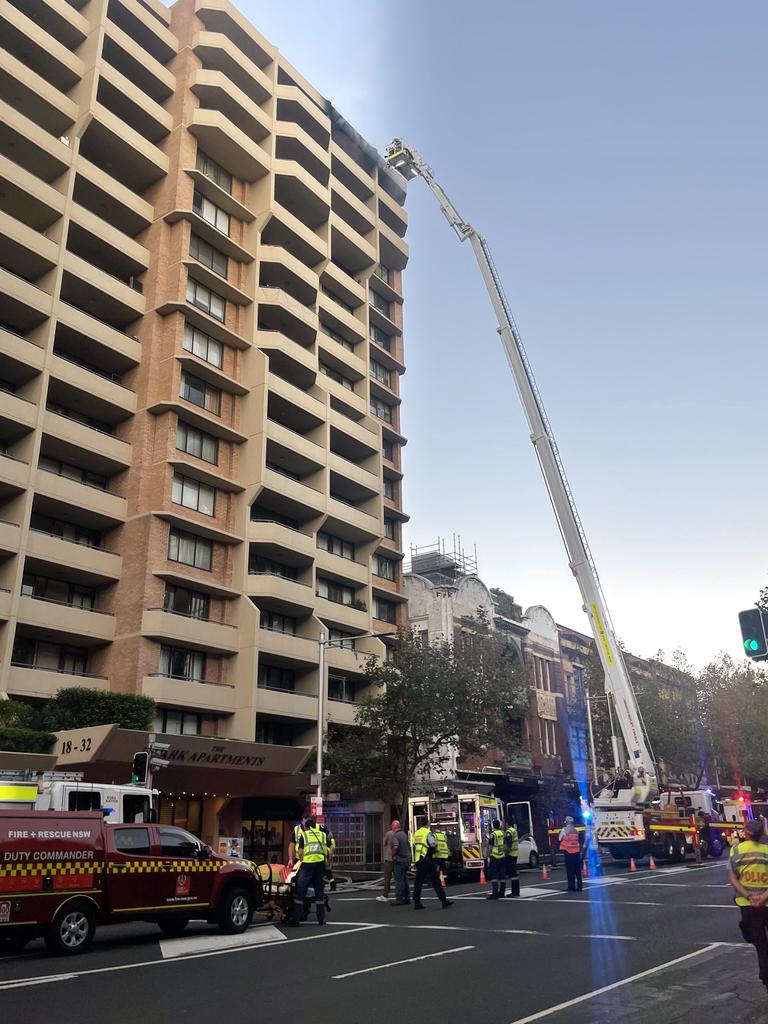 Firefighters managed to have the blaze extinguished just before 6.30pm, with two people affected by smoke. Picture: NCA NewsWire / Kelsey Wilkie.