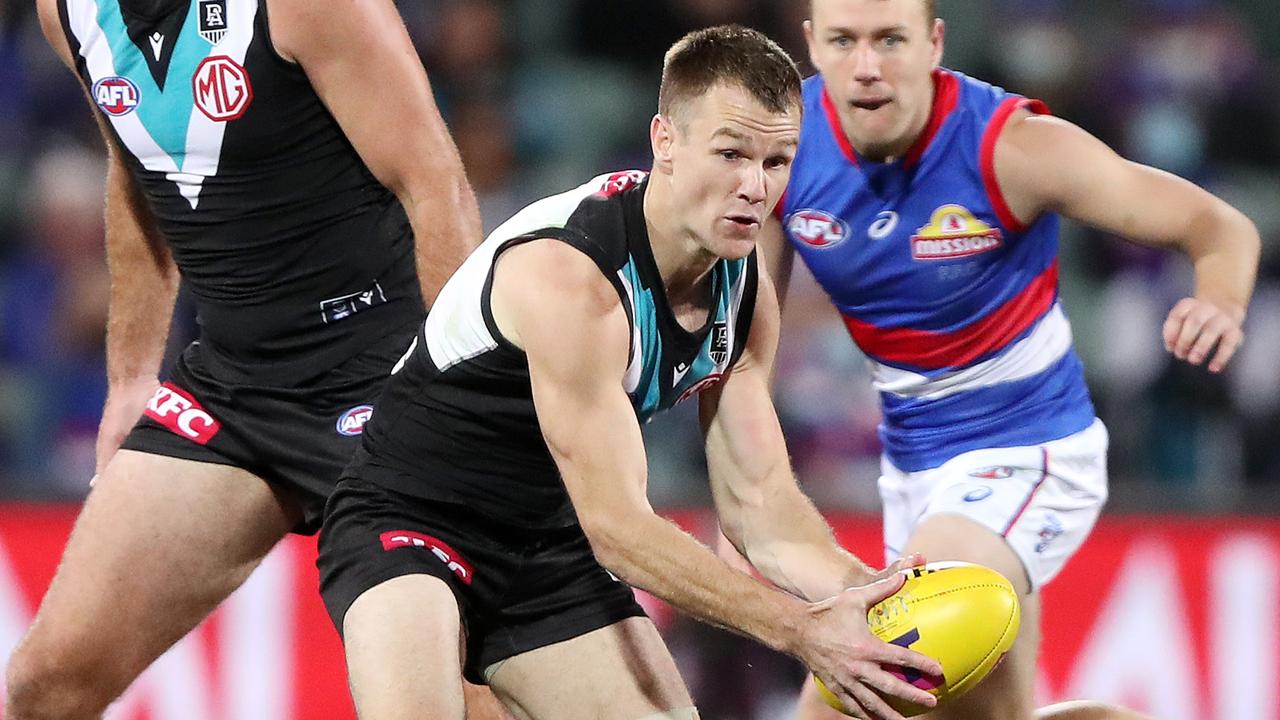 Port legend Robbie Gray will play on in 2022.