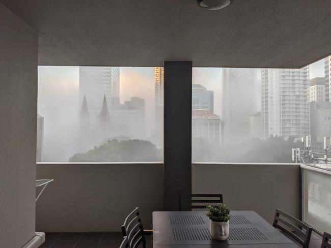 Fog across Brisbane. Photo: Rachael Rosel