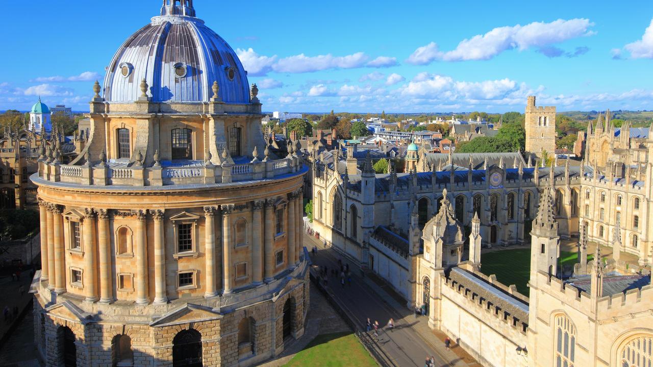 Oxford alters Latin oath to make it non-binary